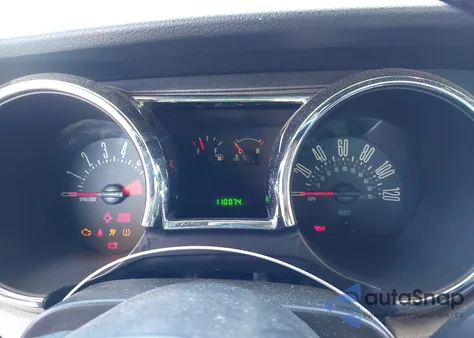 2007 Ford Mustang V6 Deluxe/V6 Premium z USA, uszkodzony, nr VIN 1ZVFT84NX75297925